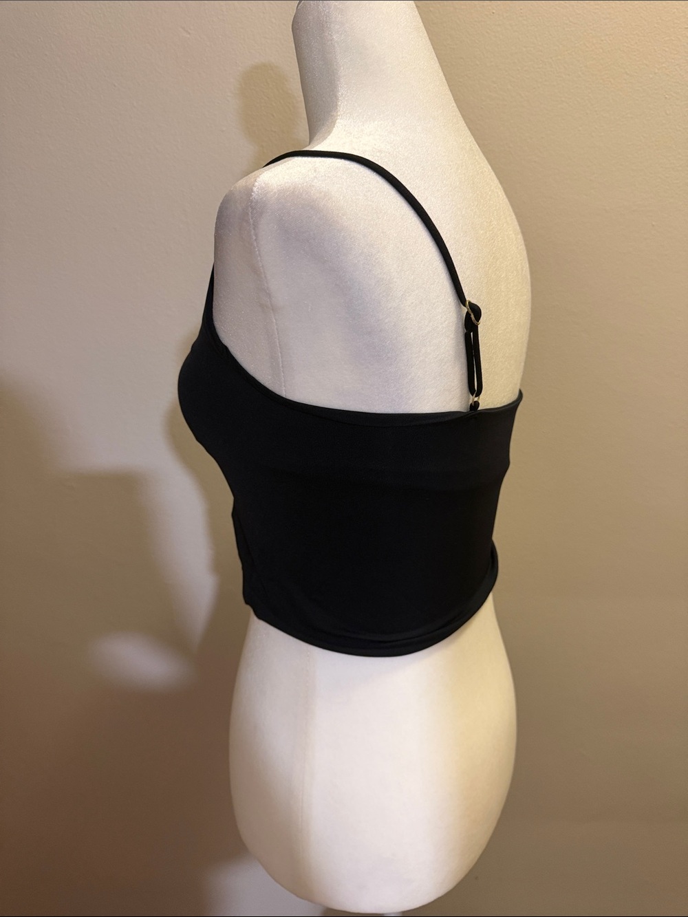 Anthropology Women's Black Spaghetti Strap Crop Tank Top size S/M - Picture 2 of 5